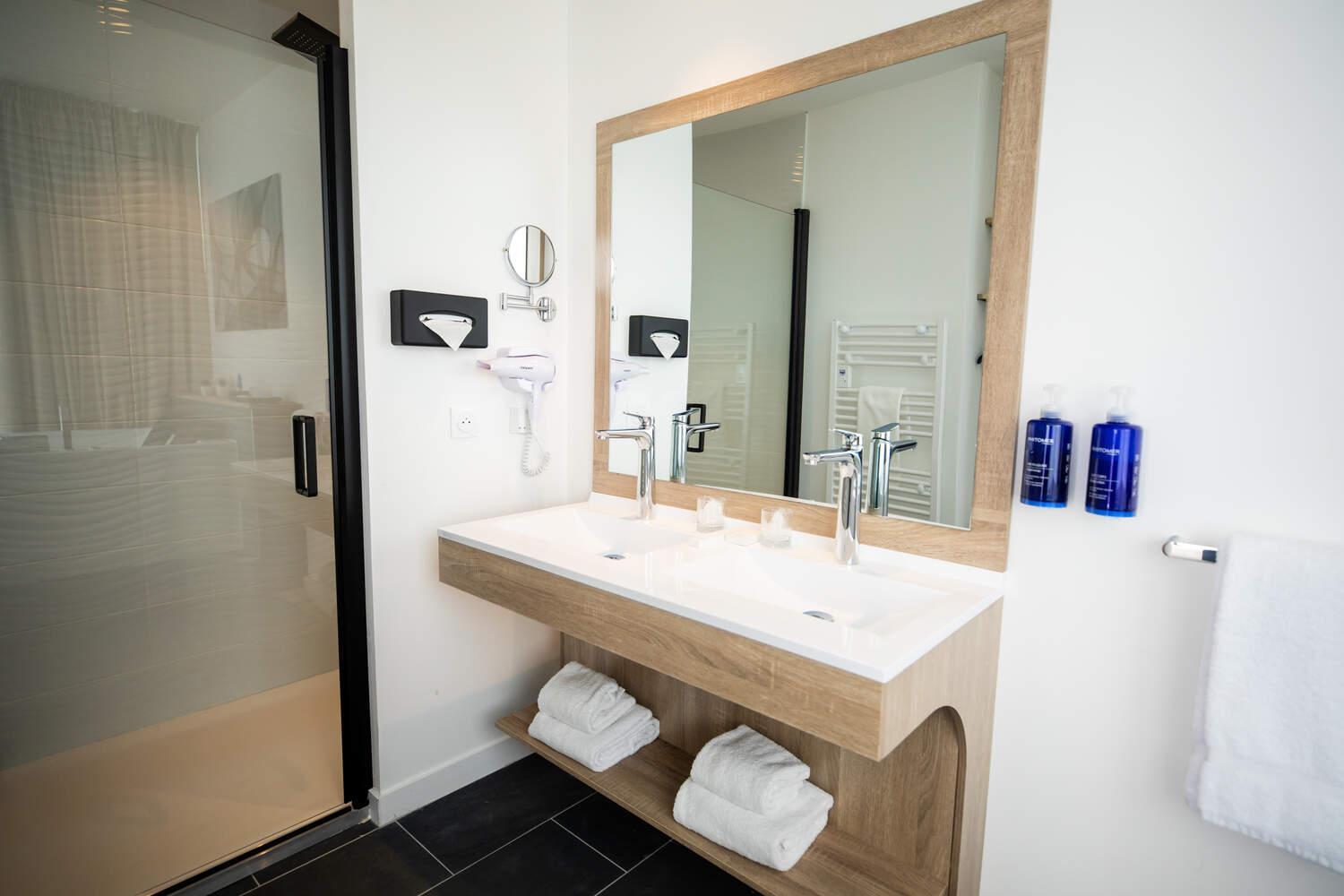 ברסט Le Barracuda & Spa, Centre Port, Pieds Dans L'Eau, Vue Mer מראה חיצוני תמונה